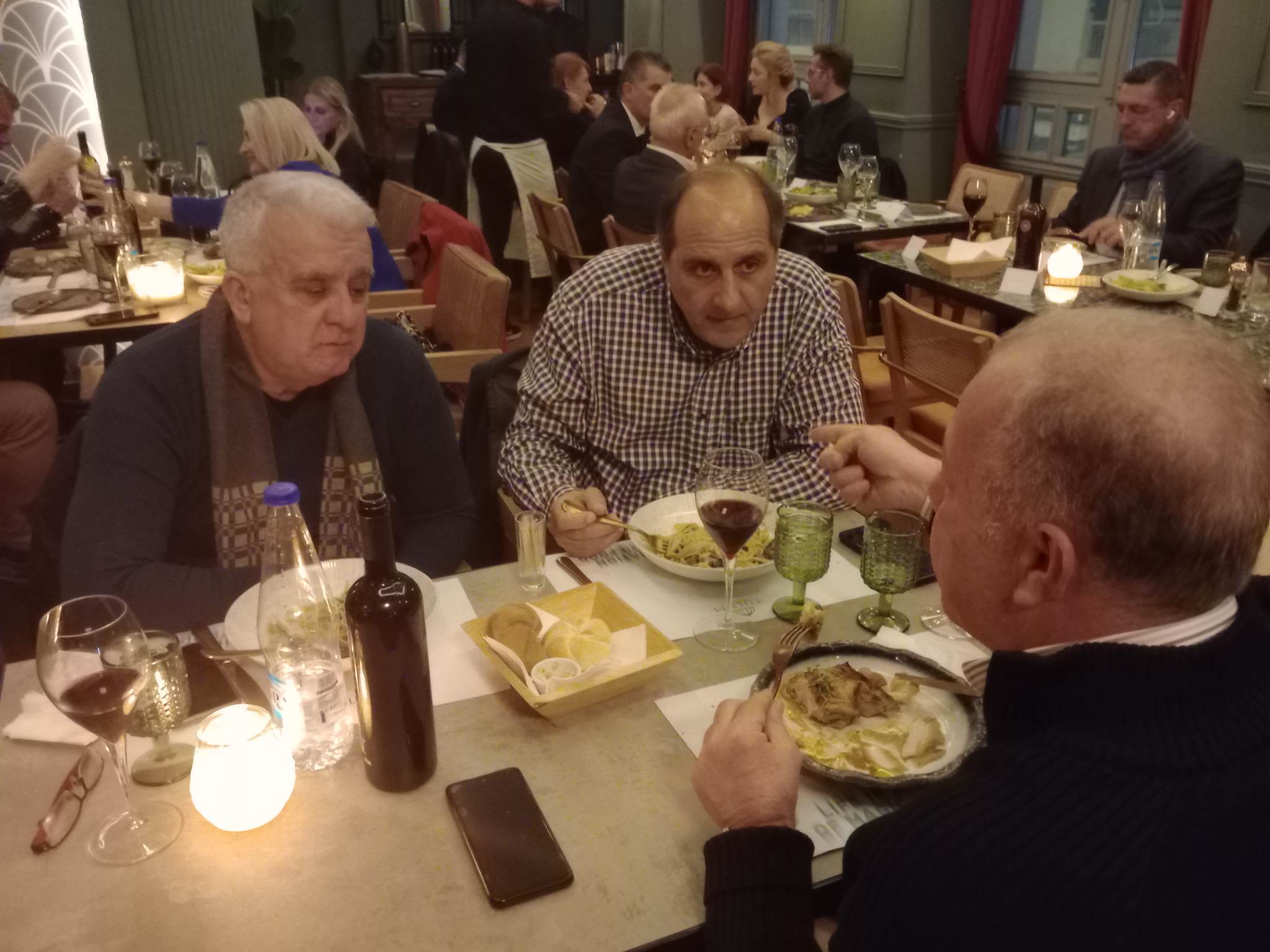 Ευχαριστήριο δείπνο από το περιοδικό “Πατρινόραμα” προς τους επιχειρηματίες και τους εκπροσώπους  φορέων  της πόλης