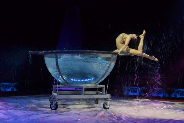 Το μεγάλο Ιταλικό Circo Acquatico Bonaccini έρχεται στο Παλαιό Φάληρο