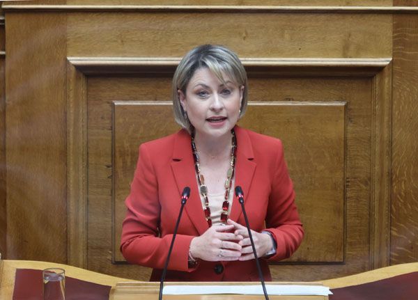 Αλεξοπούλου: Στη Βουλή νέα παράταση της παραχώρησης των κοινοχρήστων χώρων στα καταστήματα εστίασης