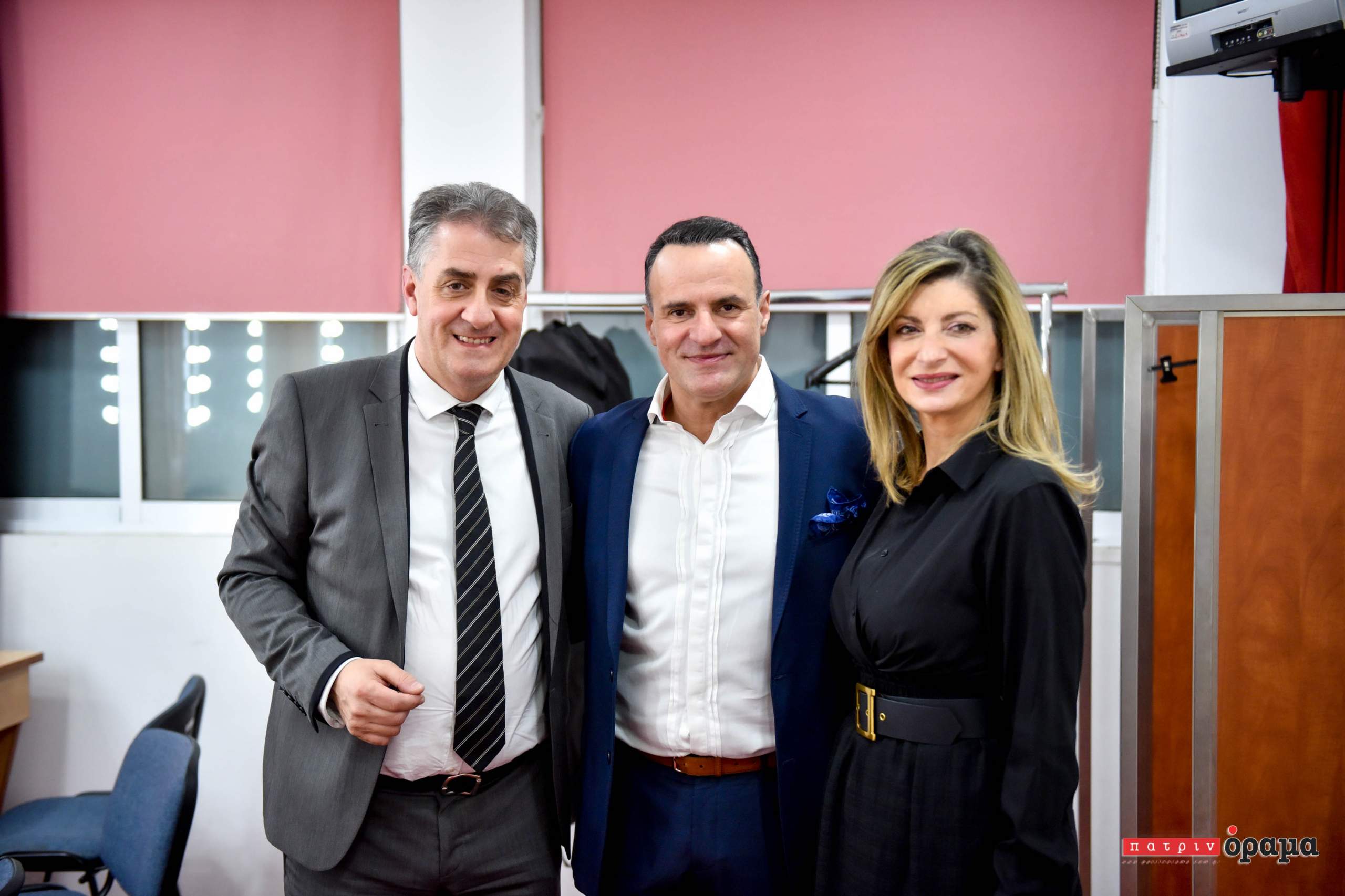 Κατάμεστο από κόσμο το Συνεδριακό Κέντρο του Πανεπιστημίου Πατρών, μια αγκαλιά για τον Κώστα Χατζή !