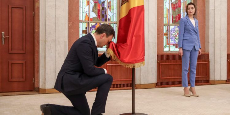 Ρωσία: “Στο κόκκινο” οι σχέσεις με Μολδαβία – «Δεν ακολουθούν ρωσική ατζέντα»