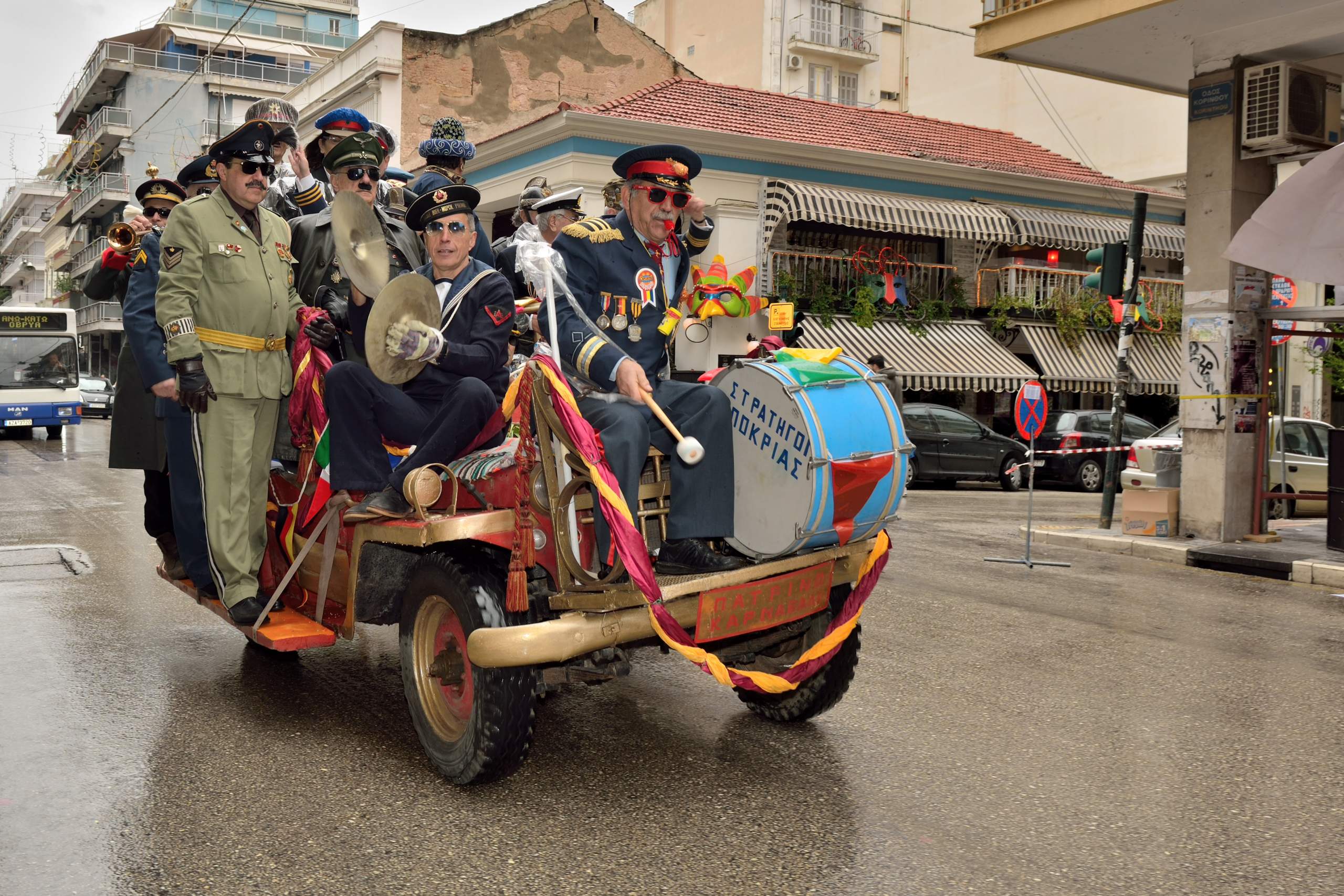 Η ιστορία των Στρατηγών του Πατρινού Καρναβαλιού