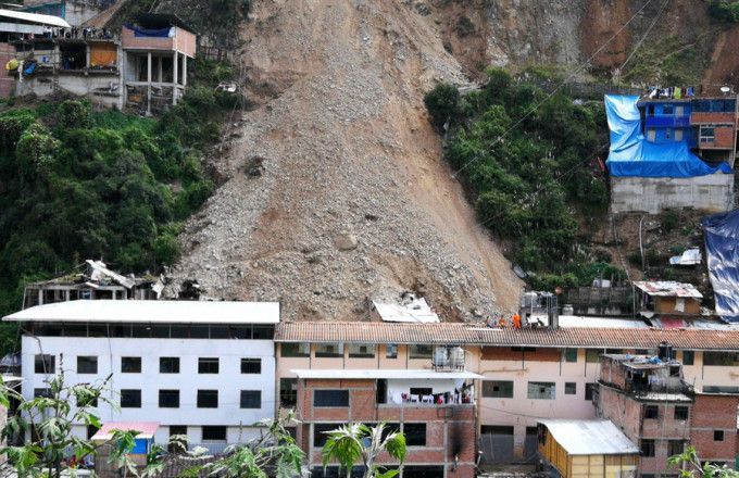 Περού: Κατολισθήσεις με 15 νεκρούς και 20 τραυματίες