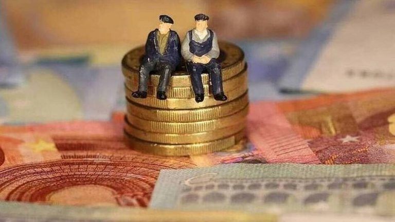 Επικουρική σύνταξη: Αποζημίωση 100 ευρώ για κάθε μήνα καθυστέρησης