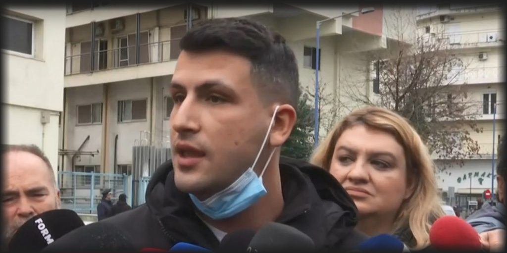 Τέμπη: Κηδεύεται σήμερα ο αστυνομικός με τον 15χρονο γιο του