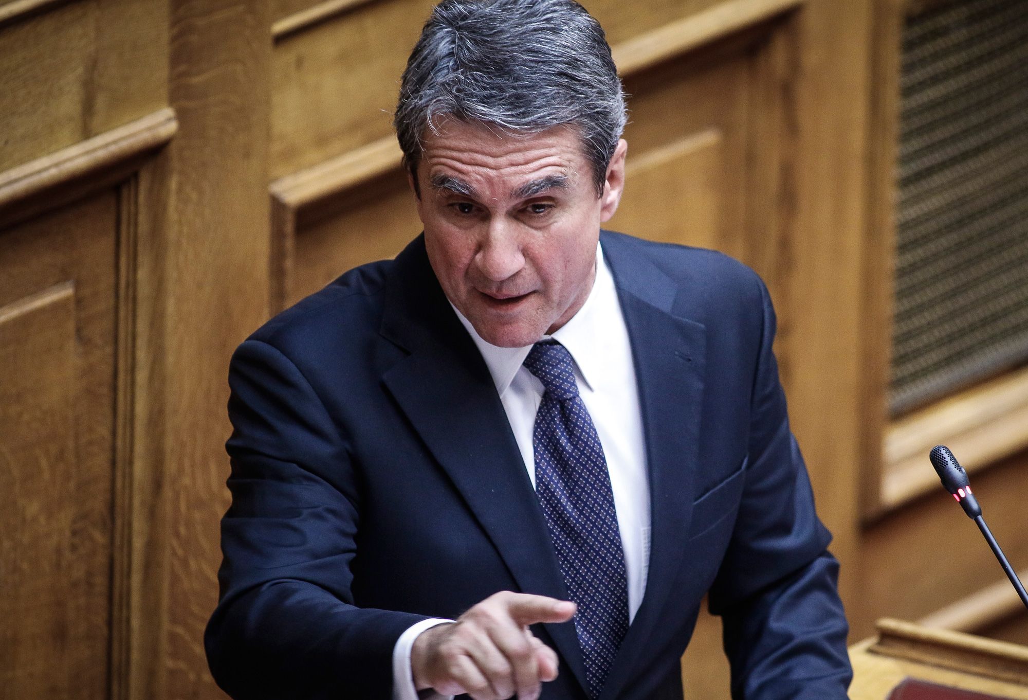 Λοβέρδος για ΣΥΡΙΖΑ: «Αφού θέλουν πόλεμο, πόλεμο θα έχουν»