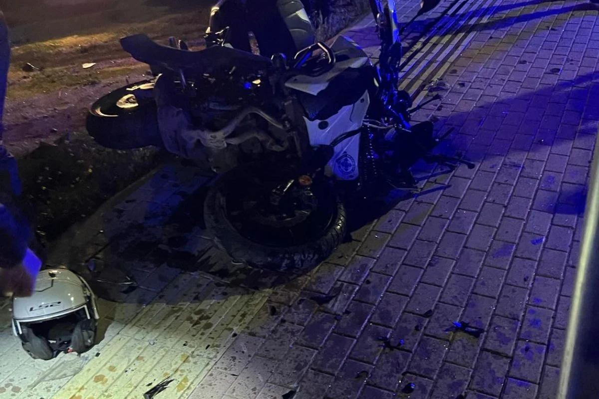 Λιόσια: Μετωπική σύγκρουση ΙΧ με μοτοσικλετιστές της ΔΙΑΣ-Σε σοβαρή κατάσταση ο ένας