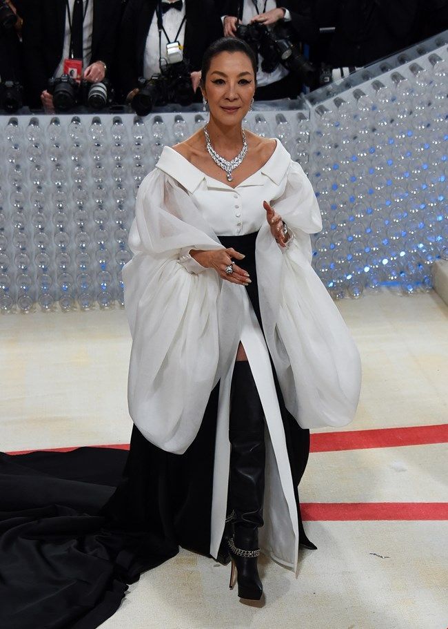 Met Gala 2023: Προς τιμή του Karl Lagerfeld – Όλες οι εμφανίσεις των celebrities στο κόκκινο χαλί