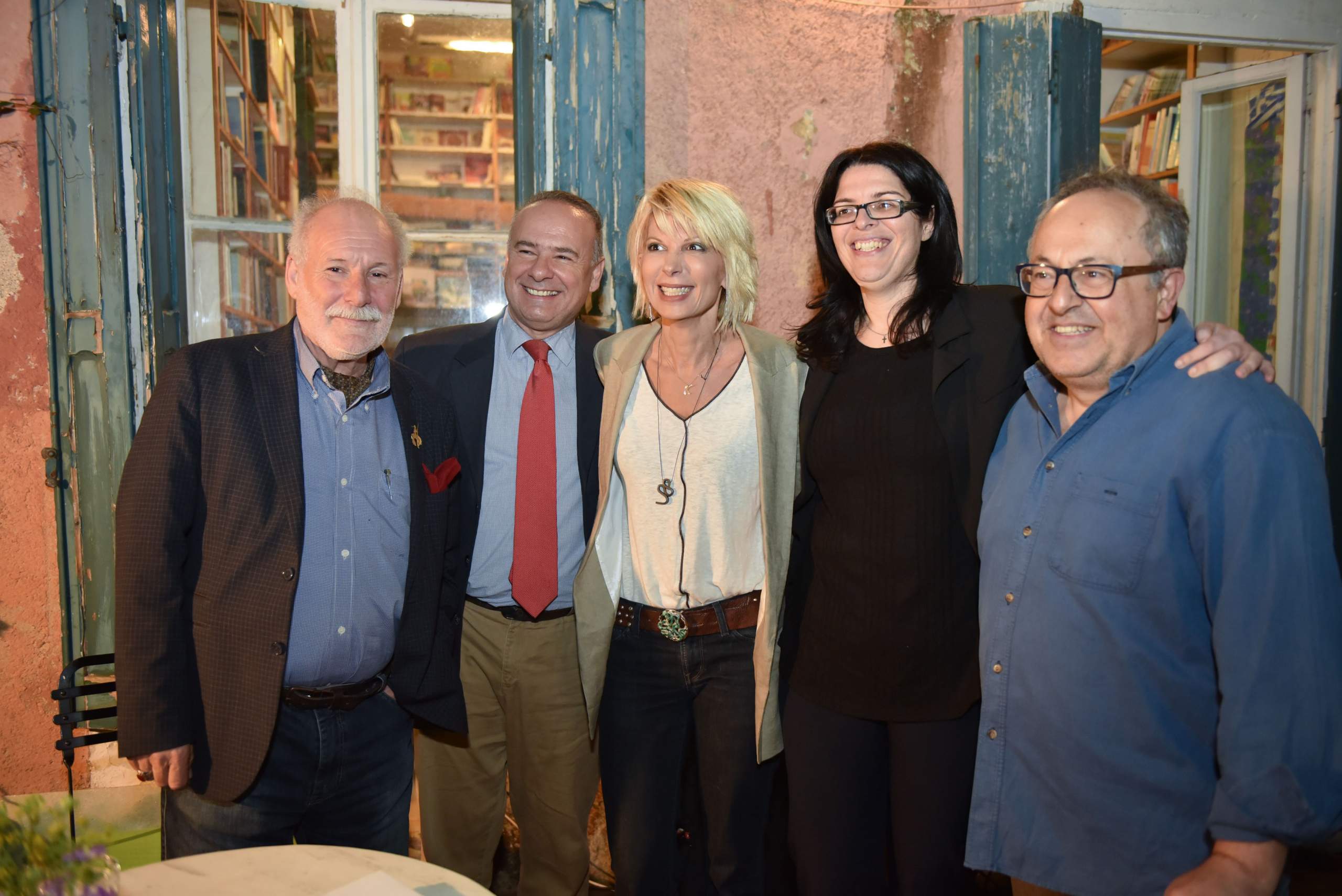 Λέξεις και νότες «μπλέχτηκαν» γλυκά στην παρουσίαση της «Πέτρας αιώνιας» της Κατερίνας  Ντίνου