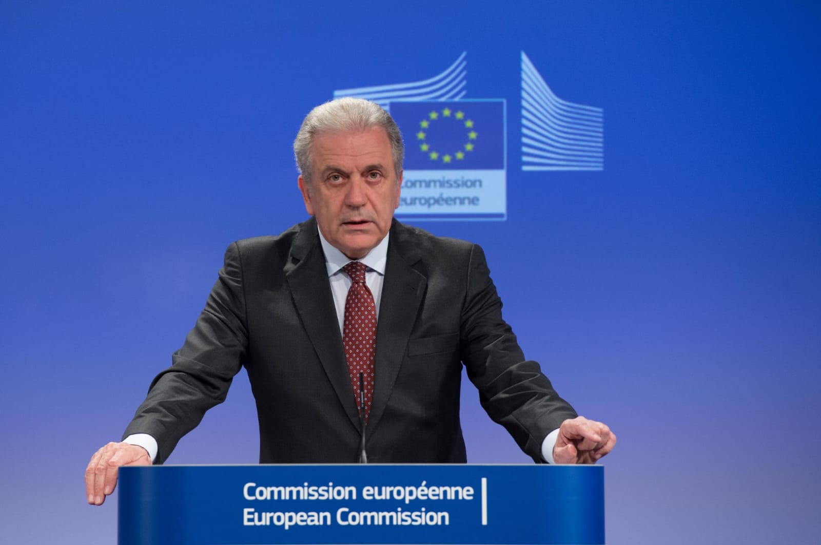 Δημήτρης Αβραμόπουλος : «Τάχθηκα στην υπηρεσία του τόπου μου»