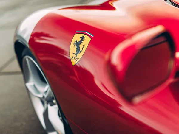 Ιδιοκτήτης Ferrari ο 40χρονος που συνελήφθη για τη δολοφονία του Καραϊβάζ