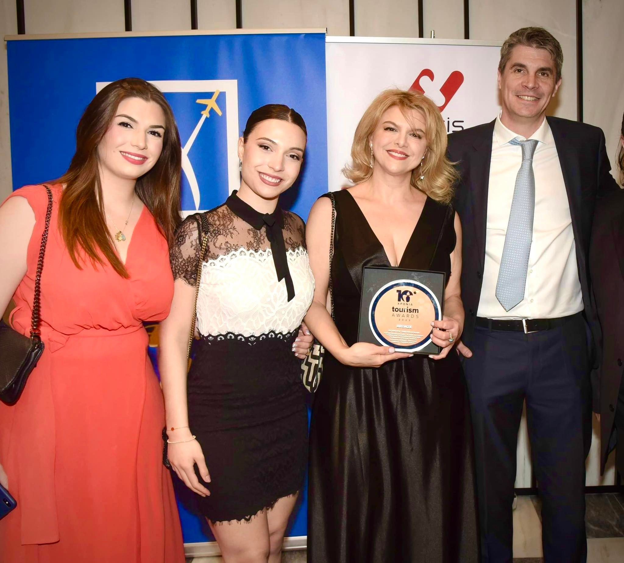 Κορυφαία βράβευση Tourism Awards 2023 για «Το Ταξίδι του Αλφειού» της Έφης Παναγοπούλου και του Γιώργου Βούκανου
