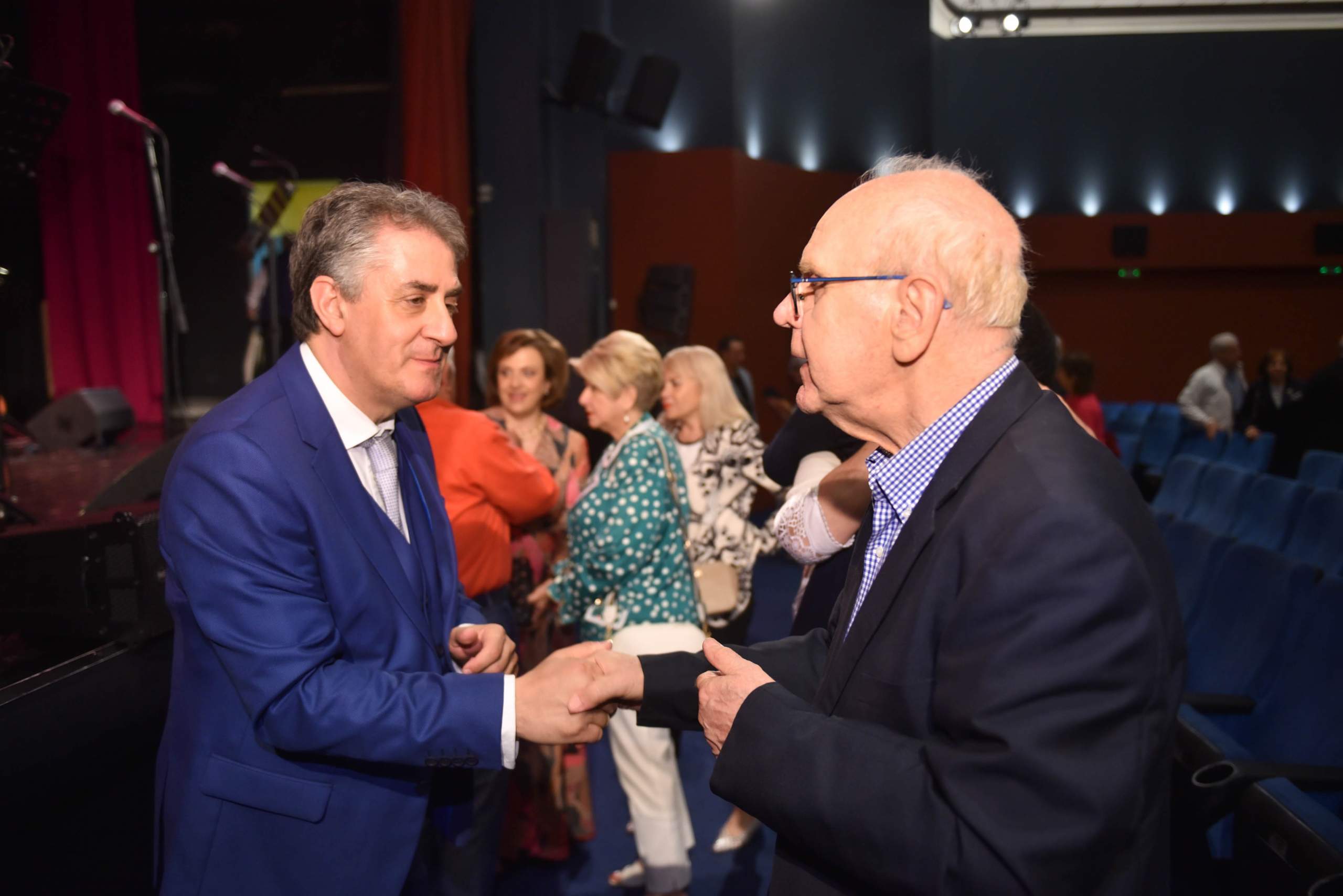 Μια αγκαλιά τραγούδια στην συναυλία – αφιέρωμα στον Τώνη Μαρούδα