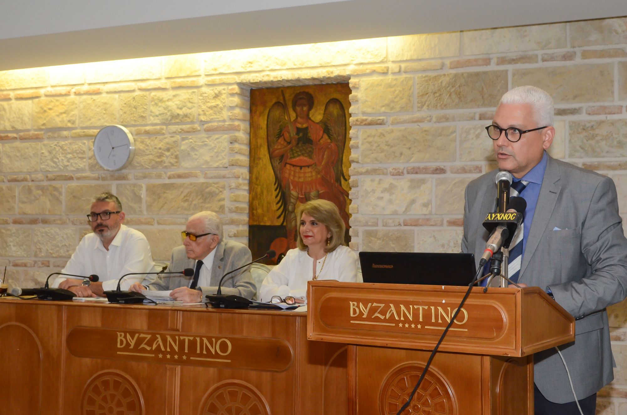 Με μεγάλη επιτυχία ολοκληρώθηκε η εκδήλωση με θέμα «Εκεί που ο Χριστιανισμός συναντά τον Ελληνισμό» που διοργάνωσε το Ινστιτούτο Ανάπτυξης Δυτικής Ελλάδας