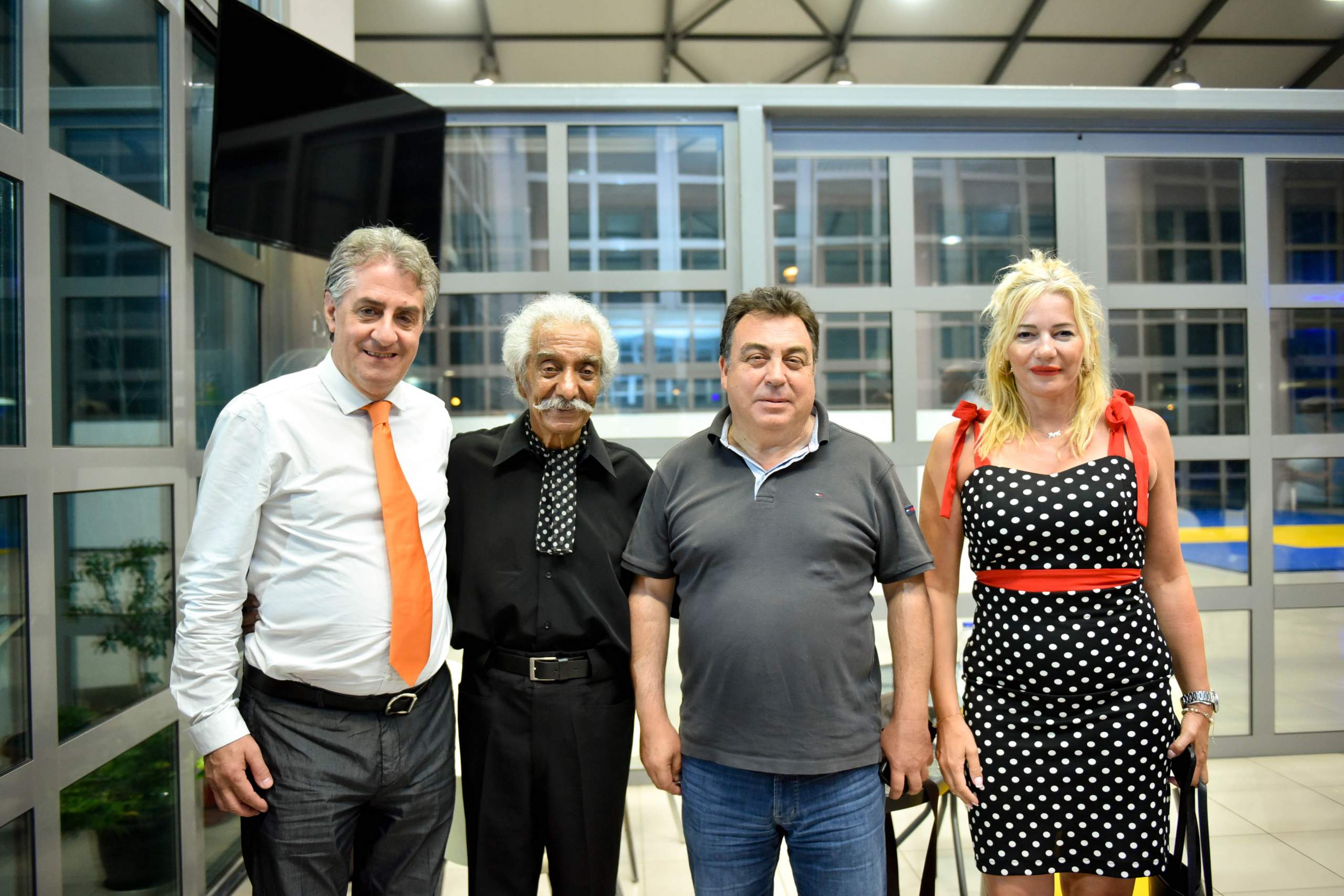 Συγκίνησε ο Κώστας Χατζής με τις μελωδίες του στον Πύργο Ηλείας.