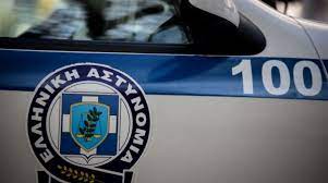 Πάτρα: Τον συνέλαβαν για κακοποίηση ζώου- Φέρεται να τραβούσε τον σκύλο και να τον βουτούσε τη θάλασσα