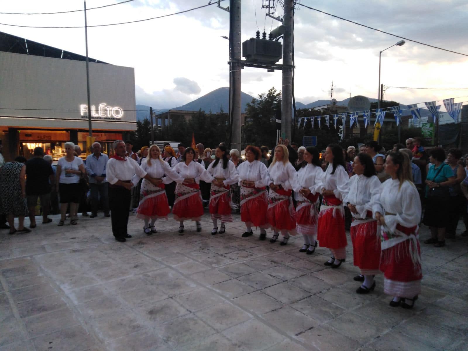 ΠΑΤΡΑ ΕΝΩΜΕΝΗ: Ο Κώστας Σβόλης στη θρησκευτική πανήγυρη της Μεταμόρφωσης του Σωτήρος στην Οβρυά