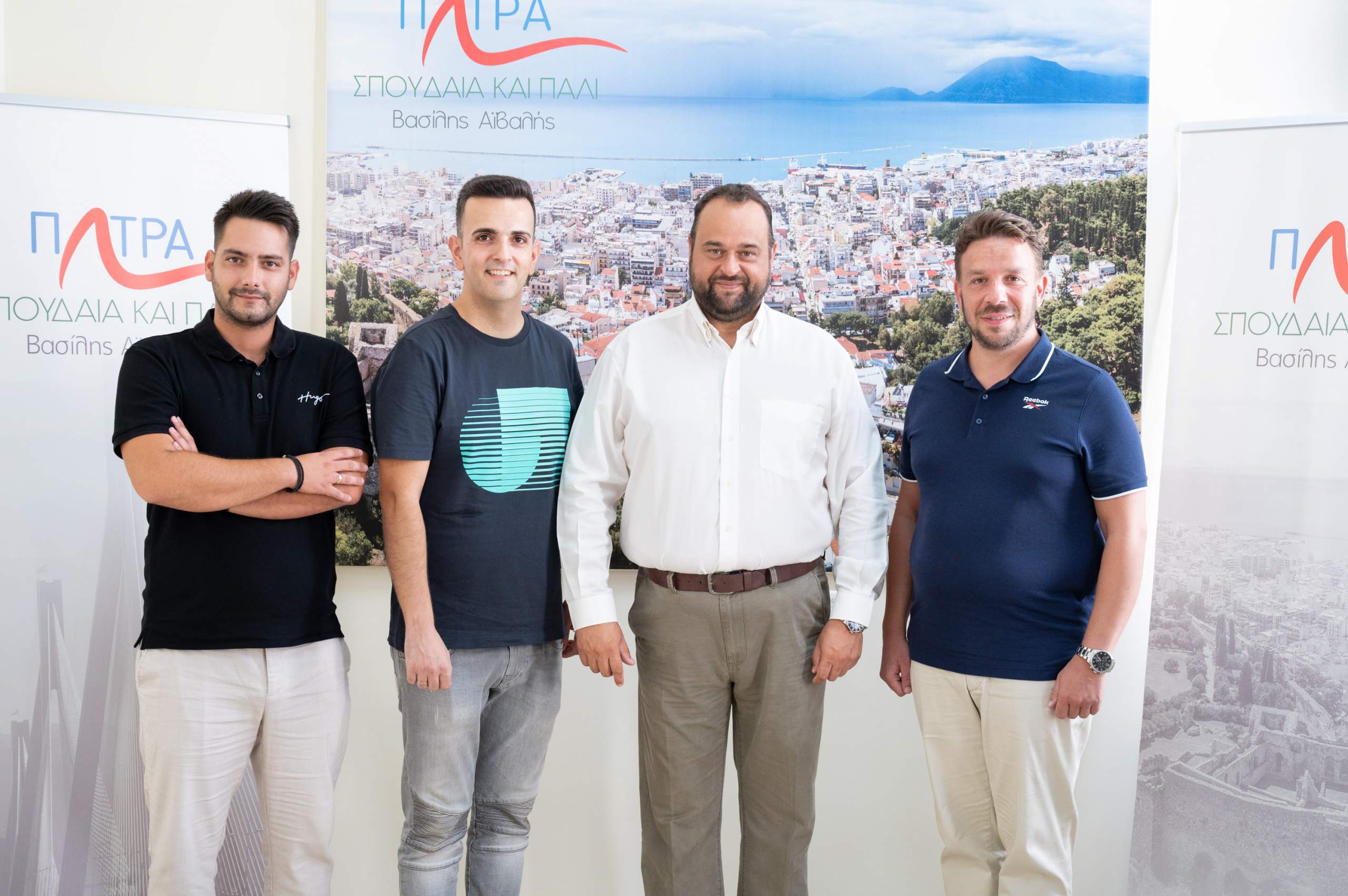 Εικοσιπέντε νέοι υποψήφιοι σύμβουλοι με τον Βασίλη Αϊβαλή και την παράταξη «Πάτρα, Σπουδαία και Πάλι»