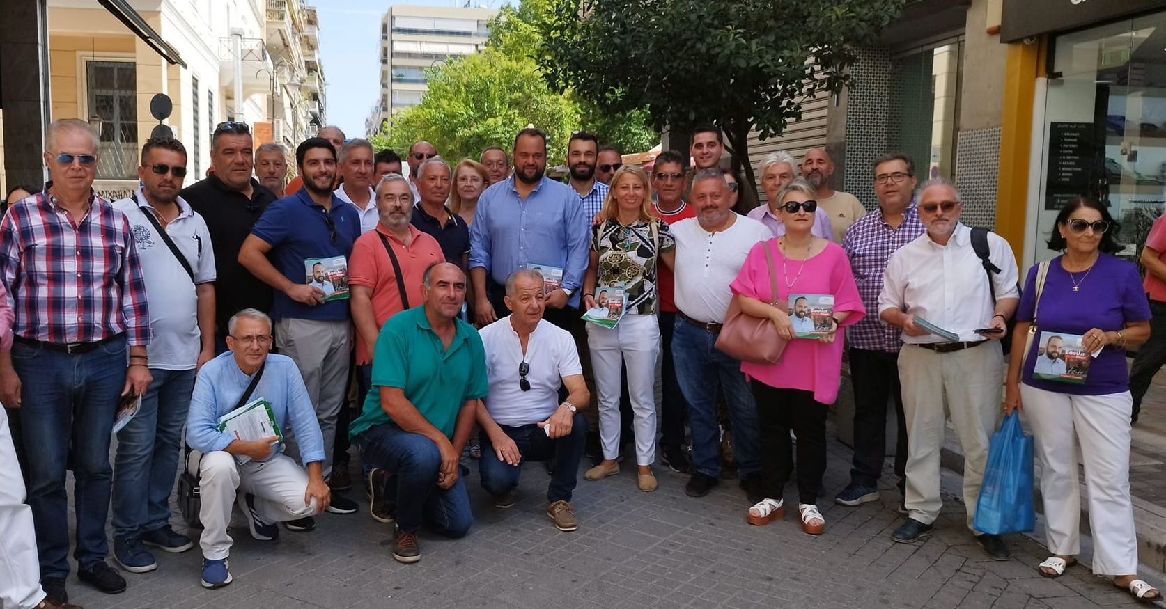 Στο πλευρό του Βασίλη Αϊβαλή αεικίνητος ο Παναγιώτης Δρούζας καθ’ όλη την διάρκεια του προεκλογικού αγώνα.