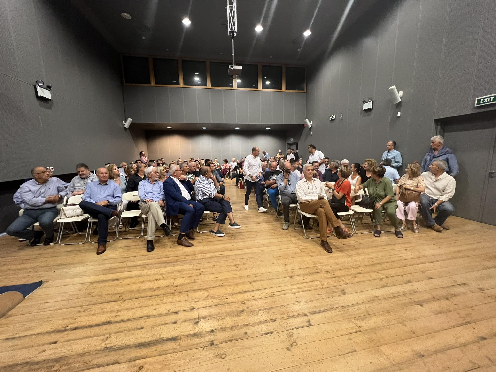 Πάτρα Ενωμένη -Κώστας Σβόλης-Ενημέρωση υποψηφίων στην Αγορά Αργύρη