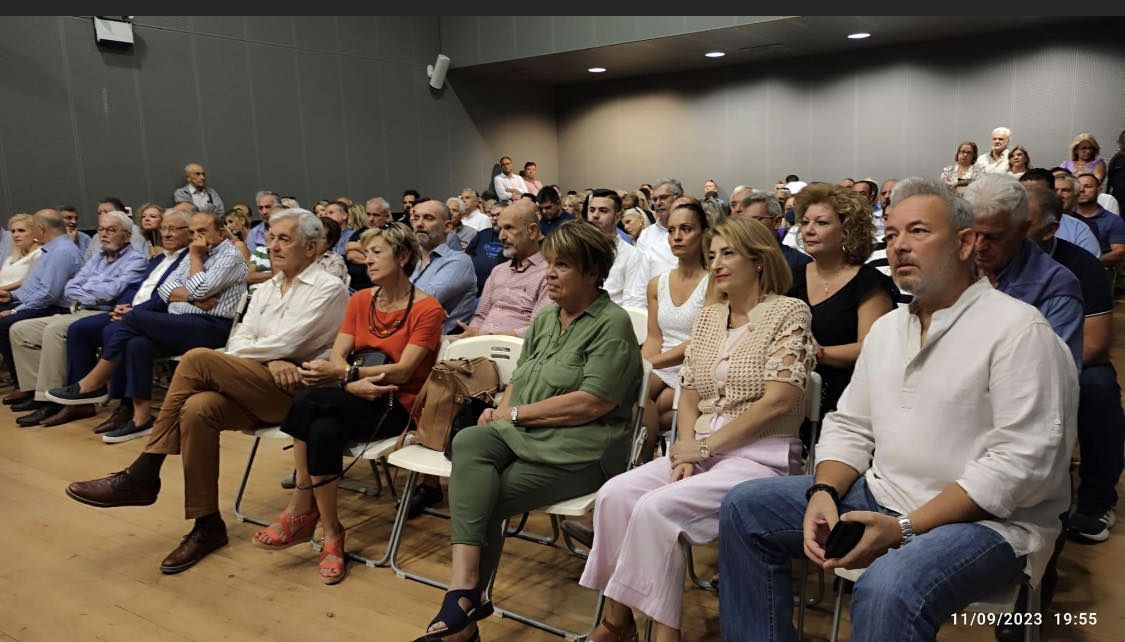 Πάτρα Ενωμένη -Κώστας Σβόλης-Ενημέρωση υποψηφίων στην Αγορά Αργύρη