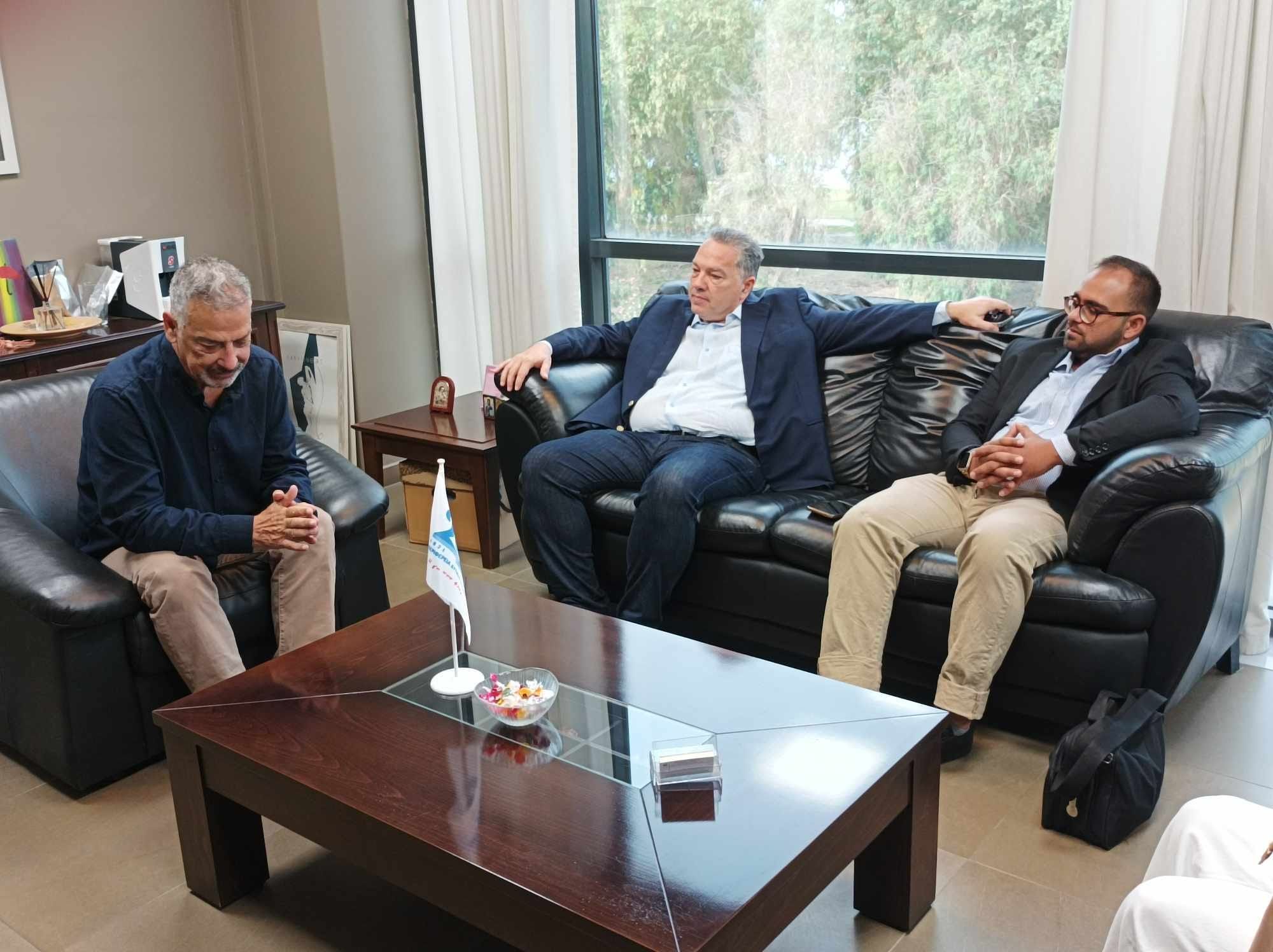 Κώστας Σβόλης: Συναντήσεις στις διευθύνσεις εκπαίδευσης