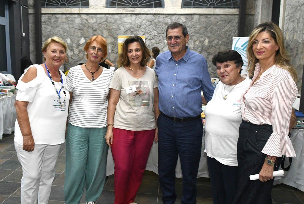 Ο Δήμαρχος Πατρέων στα Παλαιά σφαγεία χθες, πρώτη ημέρα του 3ου φεστιβάλ φορέων κοινωνικής φροντίδας