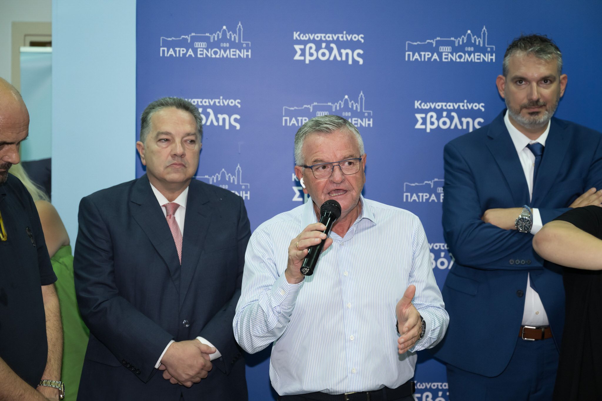 Πάτρα Ενωμένη -Κώστας Σβόλης-Ο Αγιασμός του εκλογικού μας κέντρου και χαιρετισμοί