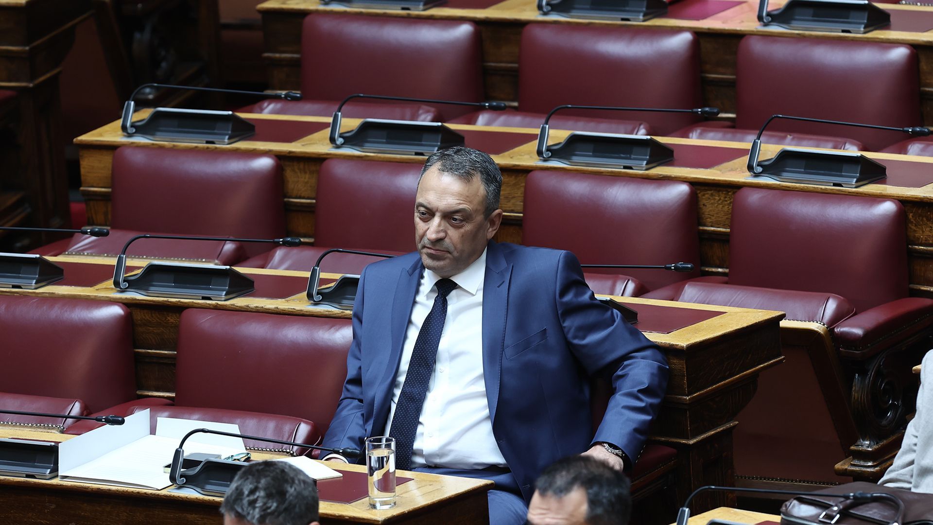 Σε αποδρομή οι «Σπαρτιάτες»- Την Τρίτη καταθέτει στον Άρειο Πάγο ο Βασίλης Στίγκας