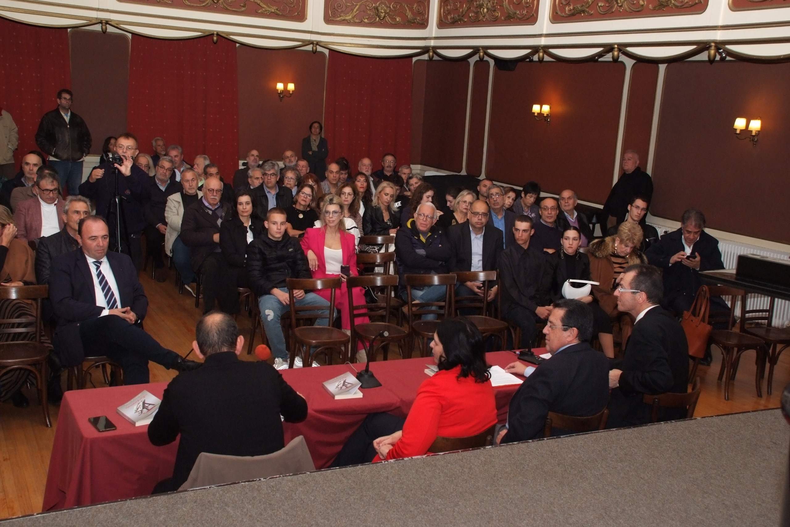 Παρουσίαση του αστυνομικού μυθιστορήματος  «Ματωμένο Καβαλέτο» του  συγγραφέα Ανδρέα Τσολοδήμου στην Πάτρα