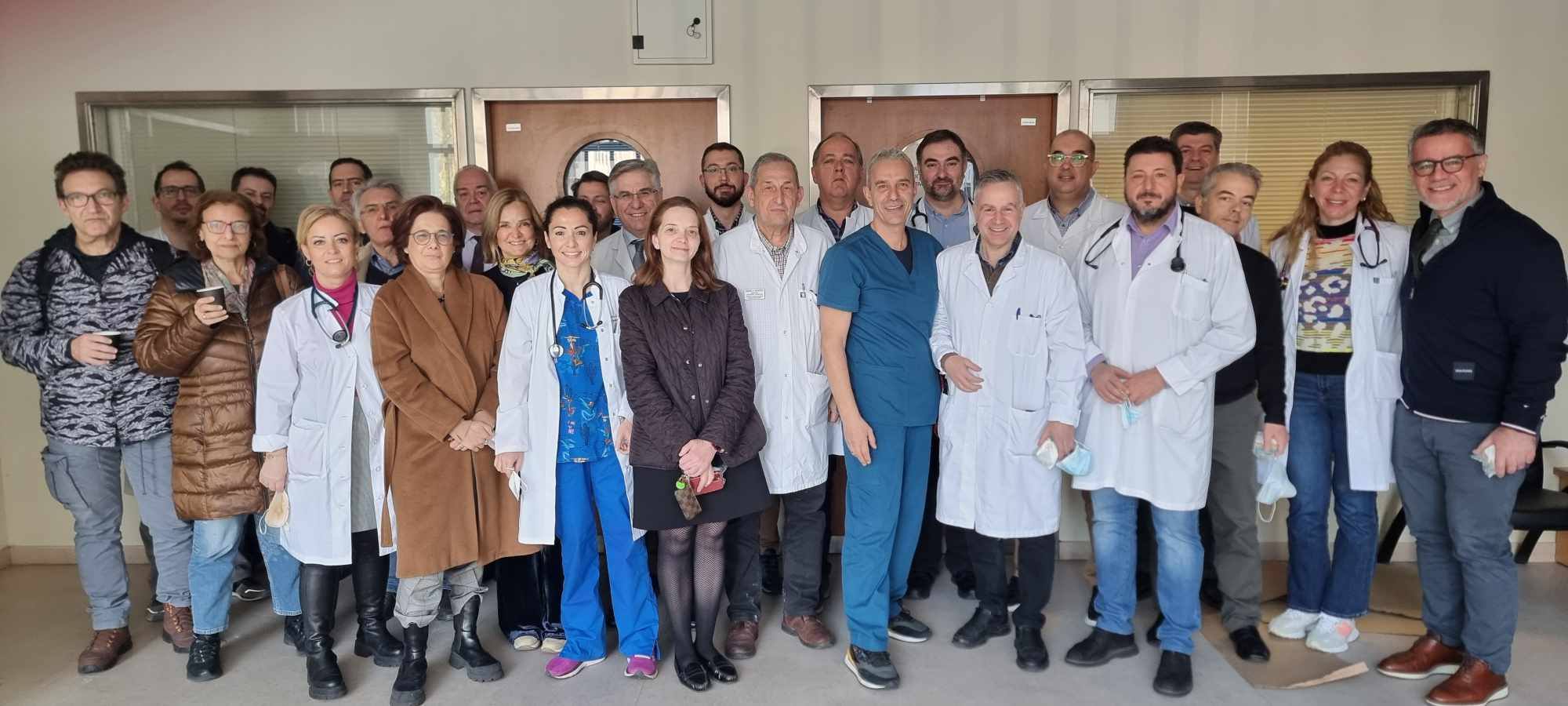 Ο καθηγητής καρδιολογίας Περικλής Νταβλούρος μιλά στο “Π”: Είμαι θιασώτης του ισχυρού δημόσιου Πανεπιστημίου !”