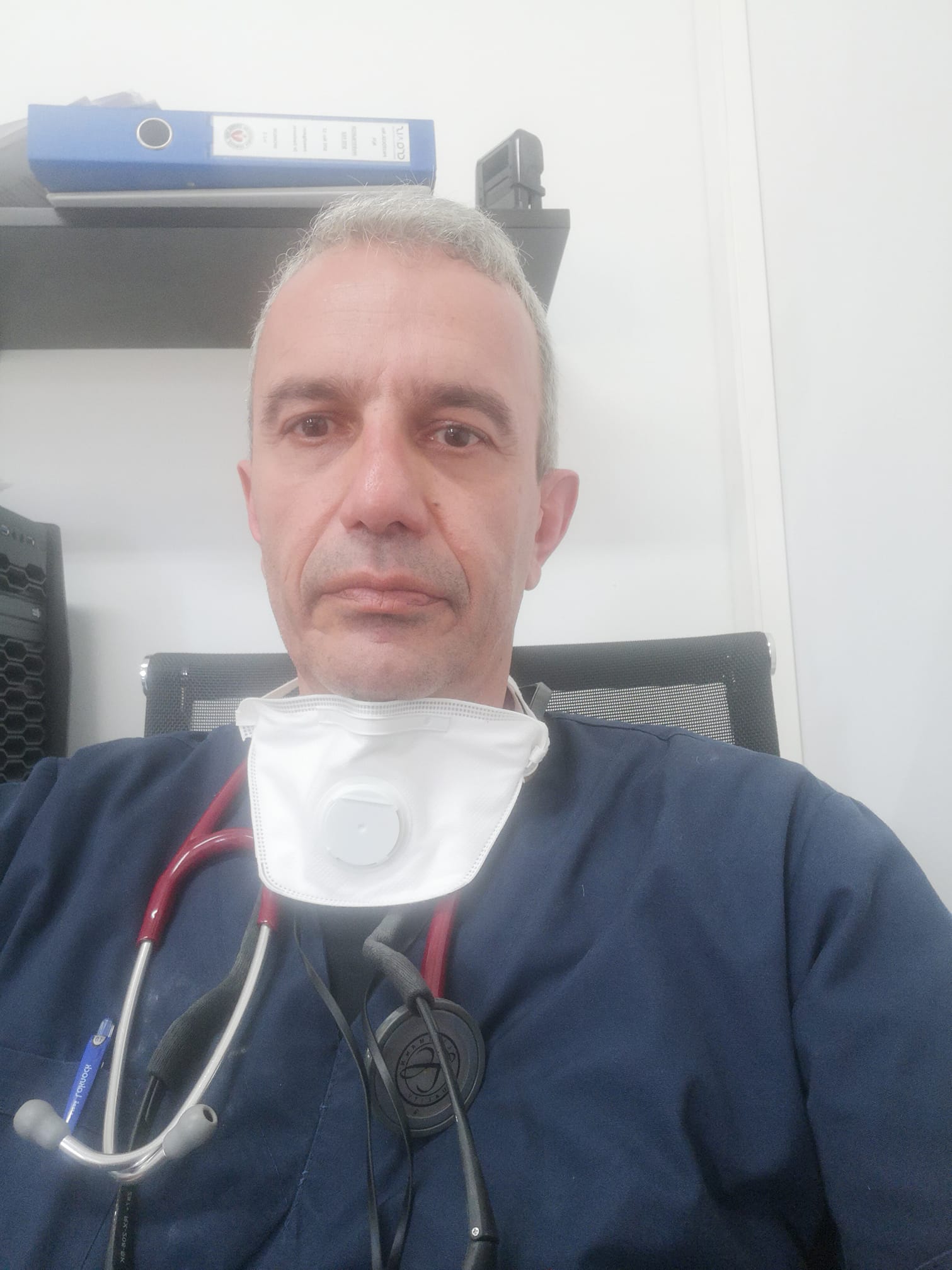 Ο καθηγητής καρδιολογίας Περικλής Νταβλούρος μιλά στο “Π”: Είμαι θιασώτης του ισχυρού δημόσιου Πανεπιστημίου !”