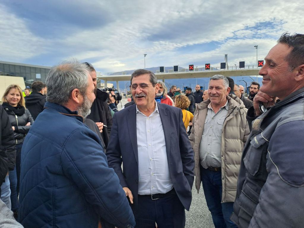 Στο πλευρό των αγροτοκτηνοτρόφων ο Δήμαρχος Πατρέων