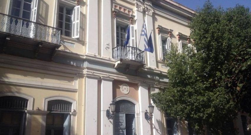 ΑΠΑΤΕΩΝΕΣ ΠΑΡΙΣΤΑΝΟΥΝ ΤΟΥΣ ΕΡΓΑΖΟΜΕΝΟΥΣ ΣΤΗΝ ΚΟΙΝΩΝΙΚΗ ΥΠΗΡΕΣΙΑ ΤΟΥ ΔΗΜΟΥ ΠΑΤΡΕΩΝ