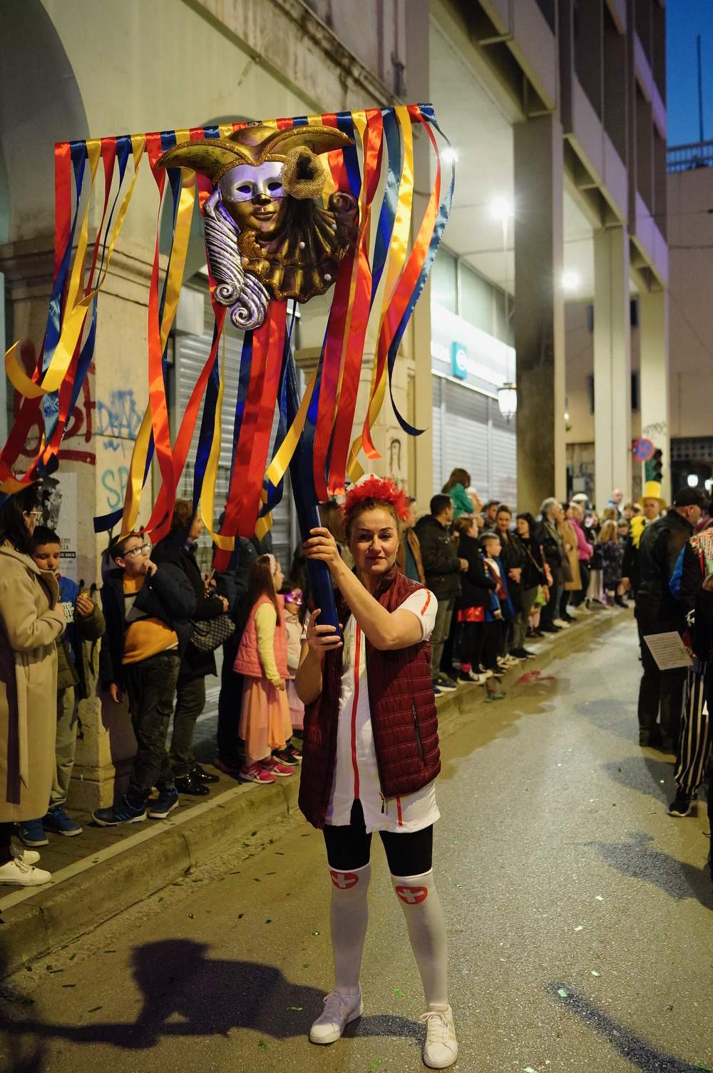 Μάγεψε η πρώτη παρέλαση των αρμάτων του Πατρινού Καρναβαλιού 2024