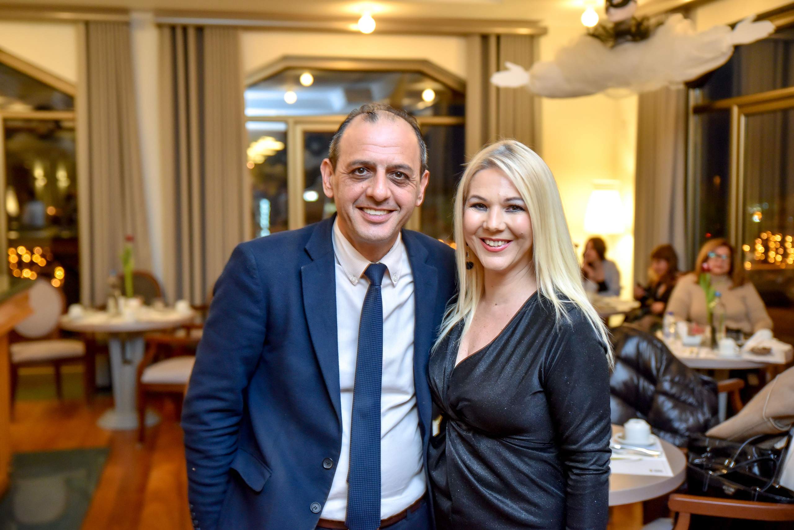 H βραβευμένη chef Ντίνα Νικολάου παρουσίασε το βιβλίο της “Dina’s Bakery¨