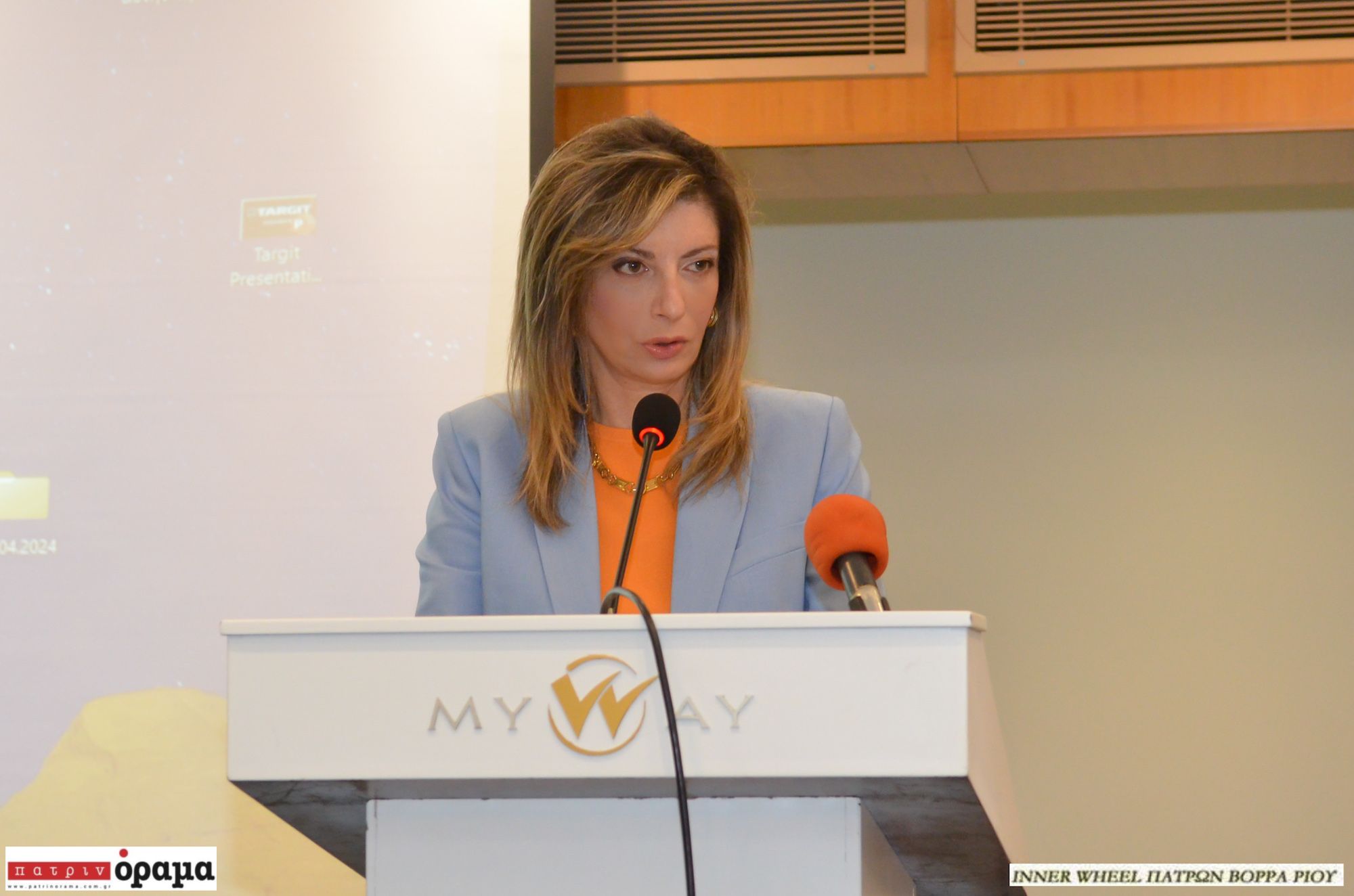 Το κοινό της Πάτρας αγκάλιασε την παρουσίαση του βιβλίου της Ελευθερίας Κρικέλη “Από Αύγουστο… σε Αύγουστο”