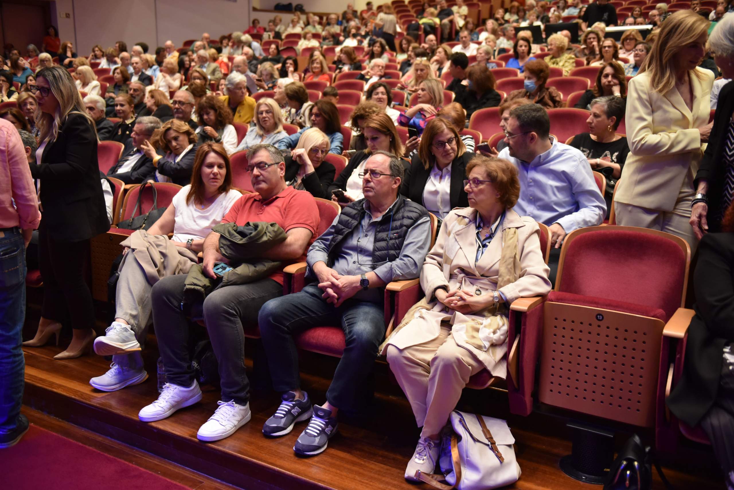 Ενθουσίασε το κοινό το αφιέρωμα στον αξέχαστο Λουκιανό Κηλαηδόνη του περιοδικού “Πατρινόραμα”
