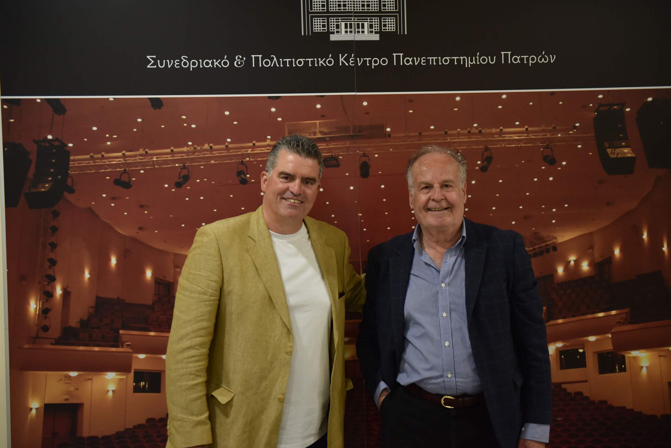 Ενθουσίασε το κοινό το αφιέρωμα στον αξέχαστο Λουκιανό Κηλαηδόνη του περιοδικού “Πατρινόραμα”