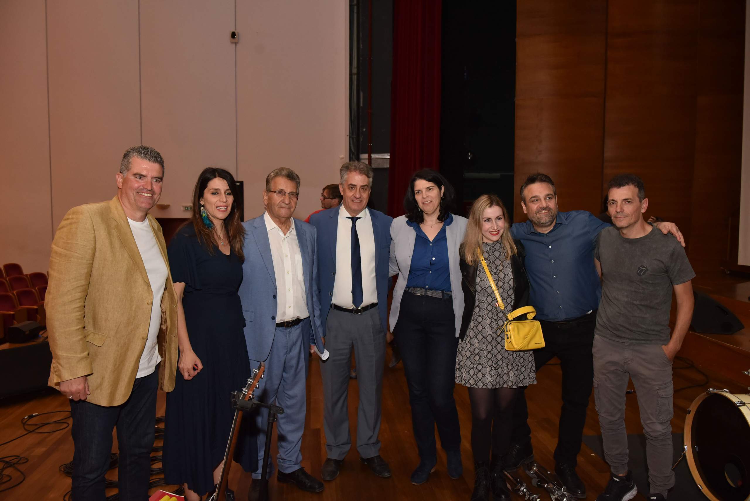 Ενθουσίασε το κοινό το αφιέρωμα στον αξέχαστο Λουκιανό Κηλαηδόνη του περιοδικού “Πατρινόραμα”