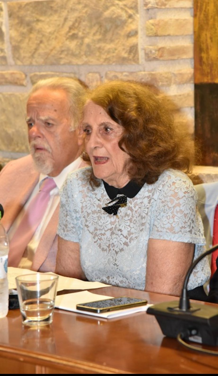 Με μεγάλη επιτυχία πραγματοποιήθηκε η παρουσίαση του βιβλίου της Μαρίας Νεγρεπόντη – Δελιβάνη «Για Ελλάδα που Ματώνει» από το περιοδικό «πατρινόραμα»