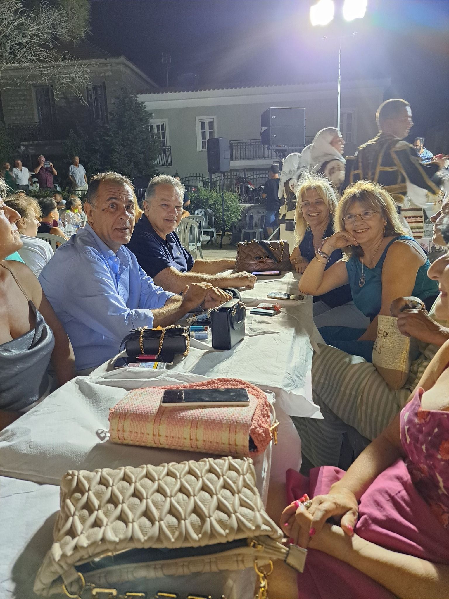 Μία ωραία βραδιά στον Ψαθόπυργο για την «Πάτρα Ενωμένη» του Κώστα Σβόλη