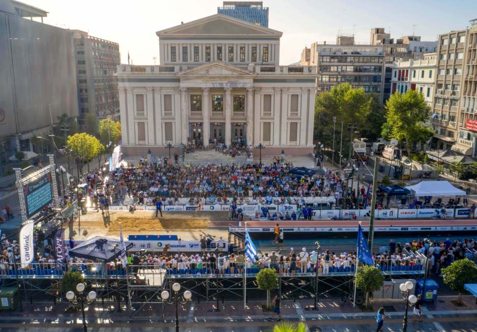 Το Piraeus Street Long Jump έφερε ξανά τον στίβο εκτός σταδίου