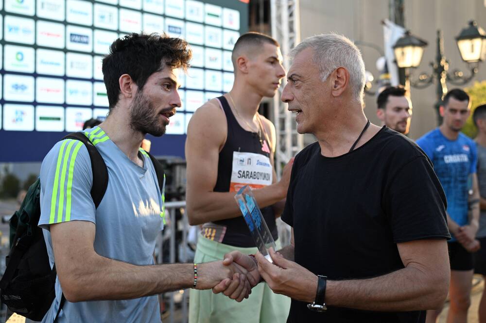 Το Piraeus Street Long Jump έφερε ξανά τον στίβο εκτός σταδίου