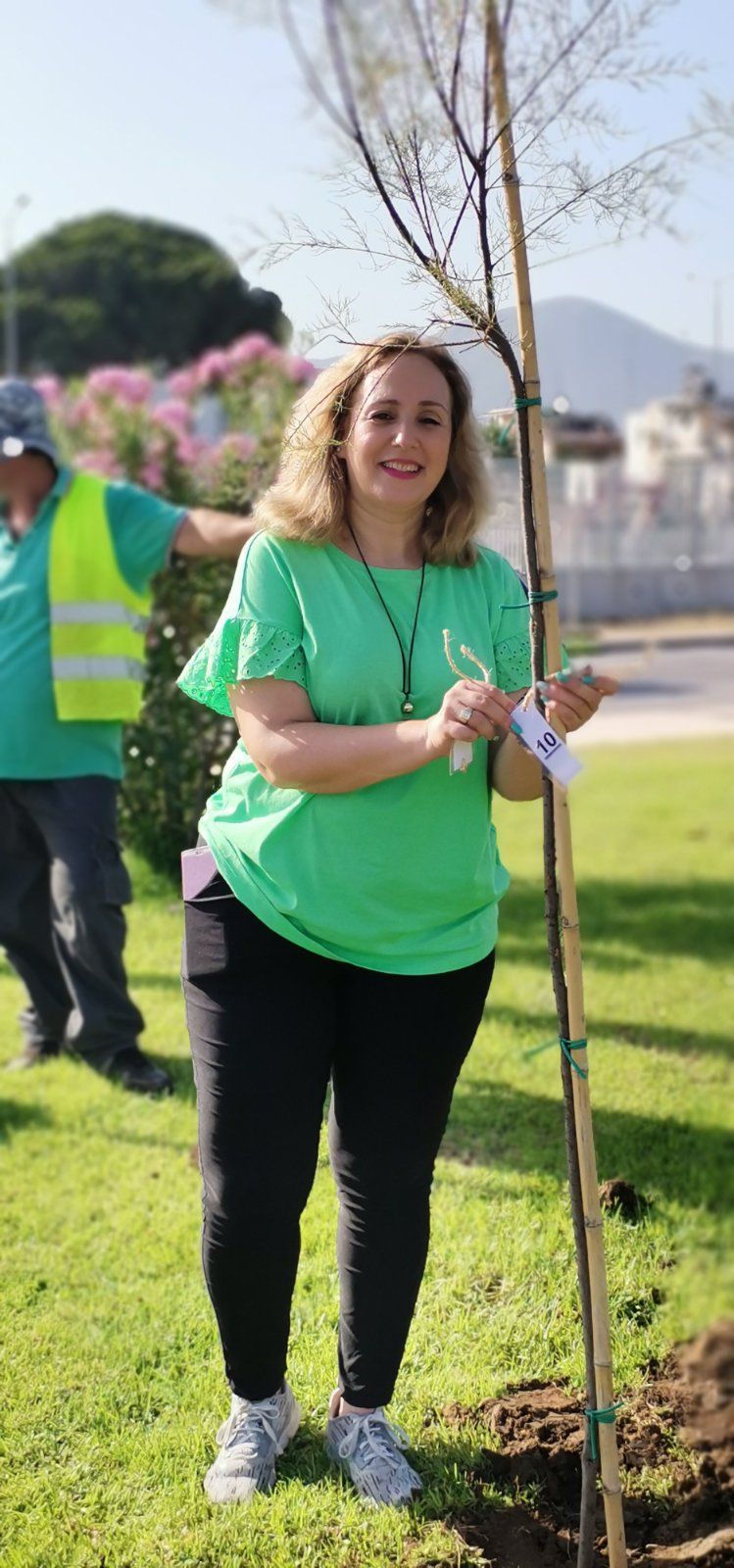 Πάνω από 425 νέα δέντρα και θάμνοι στο Νέο Λιμάνι της Πάτρας από τον ΟΛΠΑ
