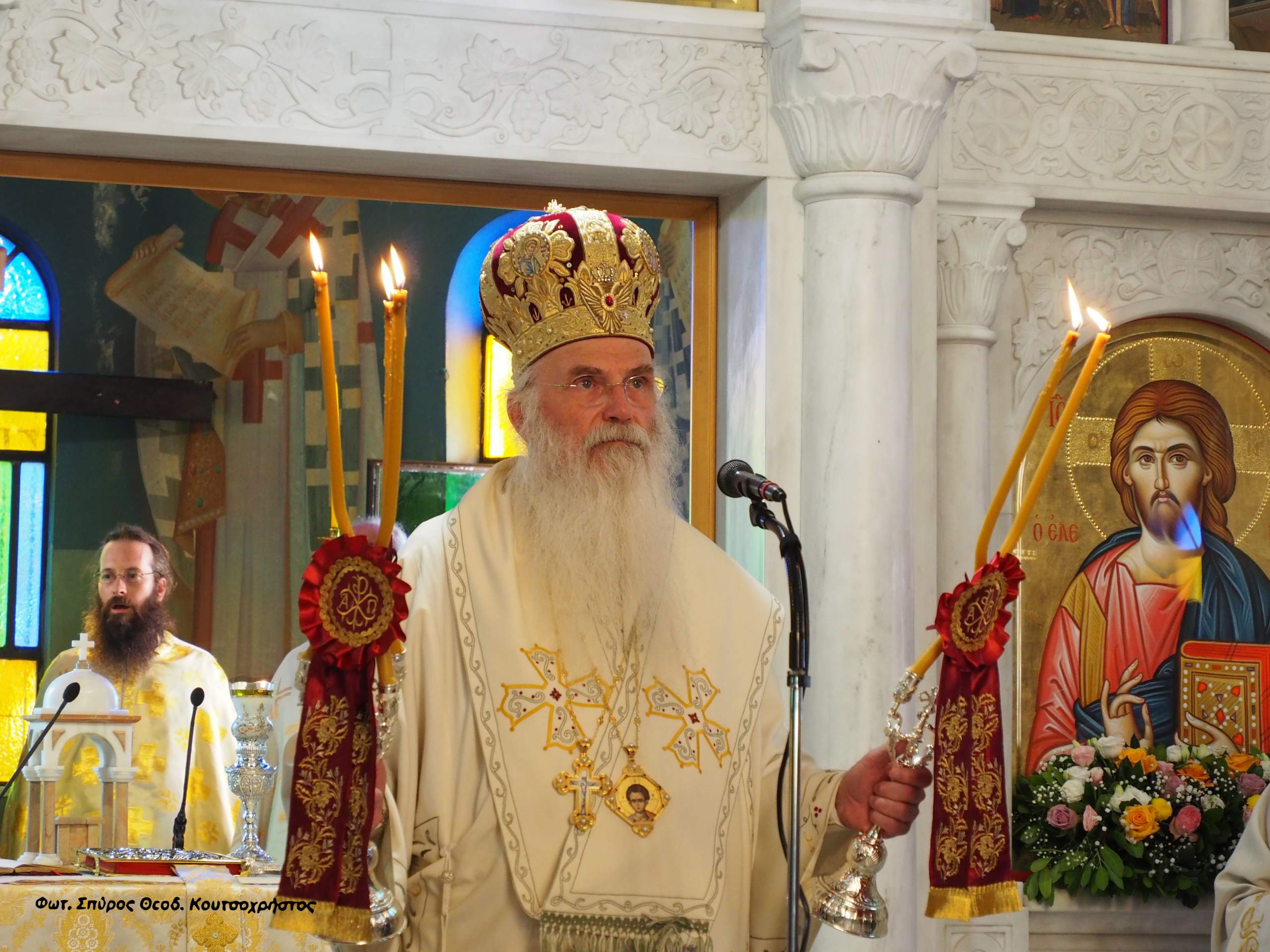Ο Μητροπολίτης Μεσογαίας κ. Νικόλαος εγκαινίασε τον Ιερό Ναό Αγίων Θεοδώρων Γέρακα – Αττικής