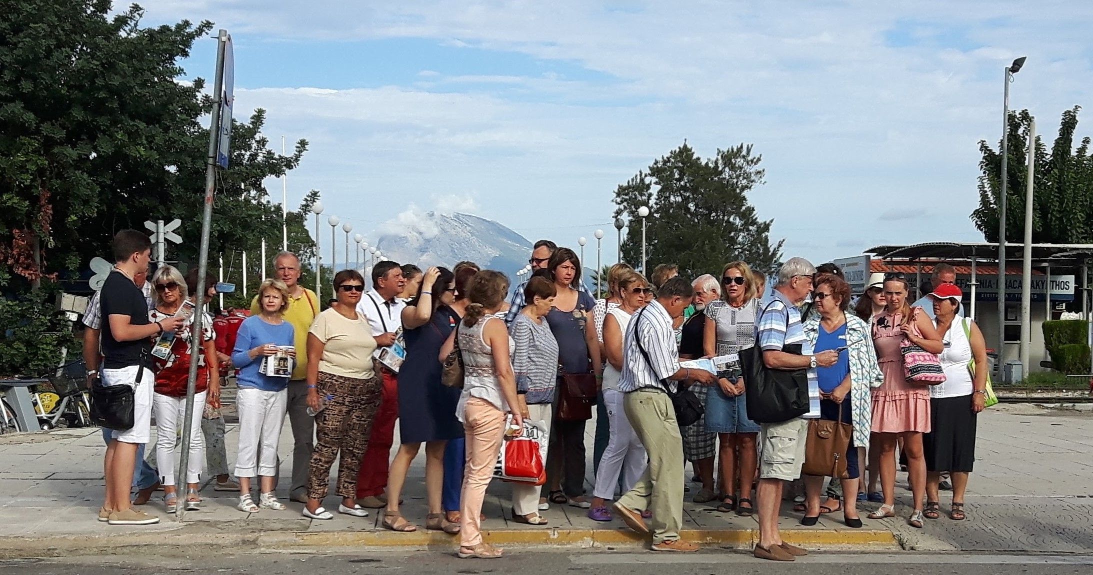 25.000 ΧΑΡΤΕΣ ΤΗΣ ΠΑΤΡΑΣ ΣΤΟΥΣ ΤΟΥΡΙΣΤΕΣ ΜΕΣΩ ΤΟΥ “CULTURE & SHOPPING” ΤΟΥ ΕΠΙΜΕΛΗΤΗΡΙΟΥ ΑΧΑΪΑΣ