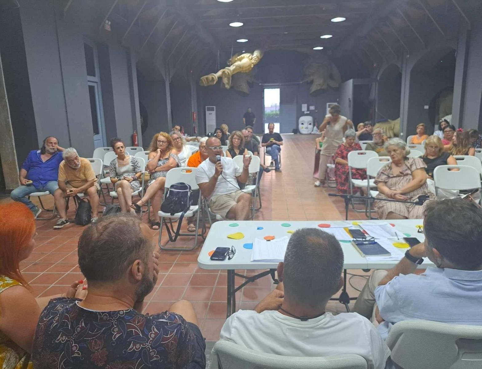 Με μεγάλη επιτυχία η συνάντηση για θεματικές ομάδες του Πατρινού Καρναβαλιού 2025