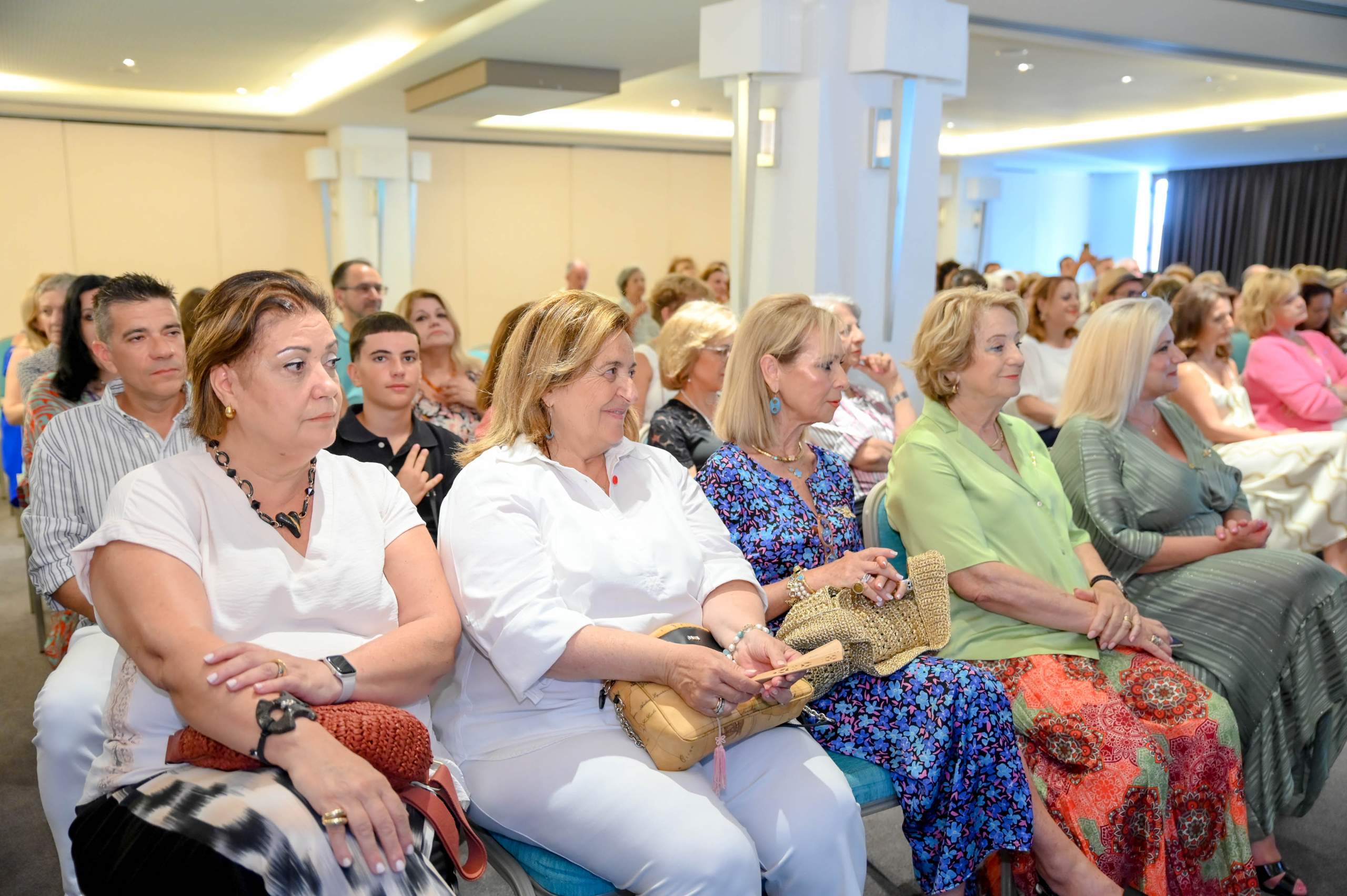Πλήθος κόσμου απόλαυσε τις μυρωδιές και τις γεύσεις «Από την Ανατολή στη Δύση».