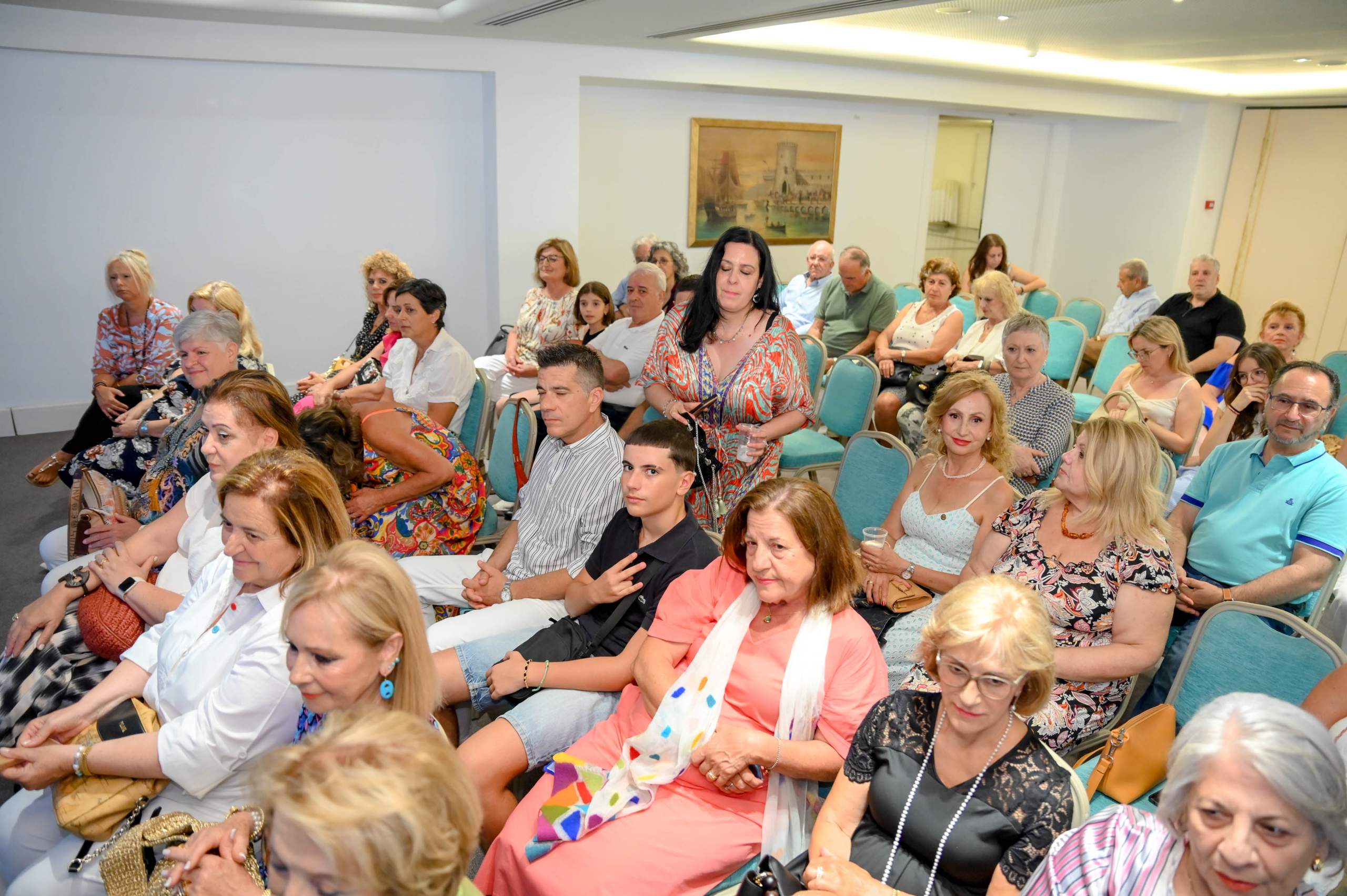 Πλήθος κόσμου απόλαυσε τις μυρωδιές και τις γεύσεις «Από την Ανατολή στη Δύση».